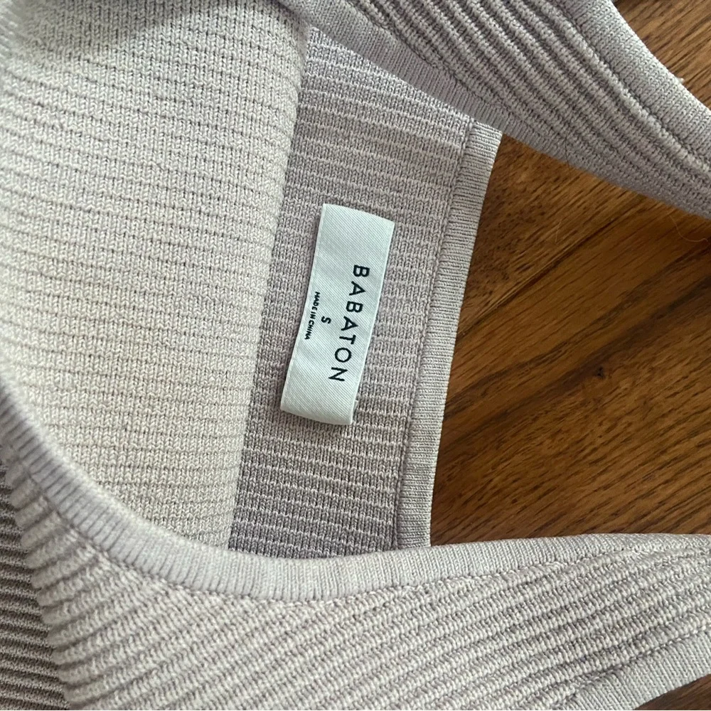 Babaton Ribbed Grey/Pink Crop Top - Picture 3 of 4